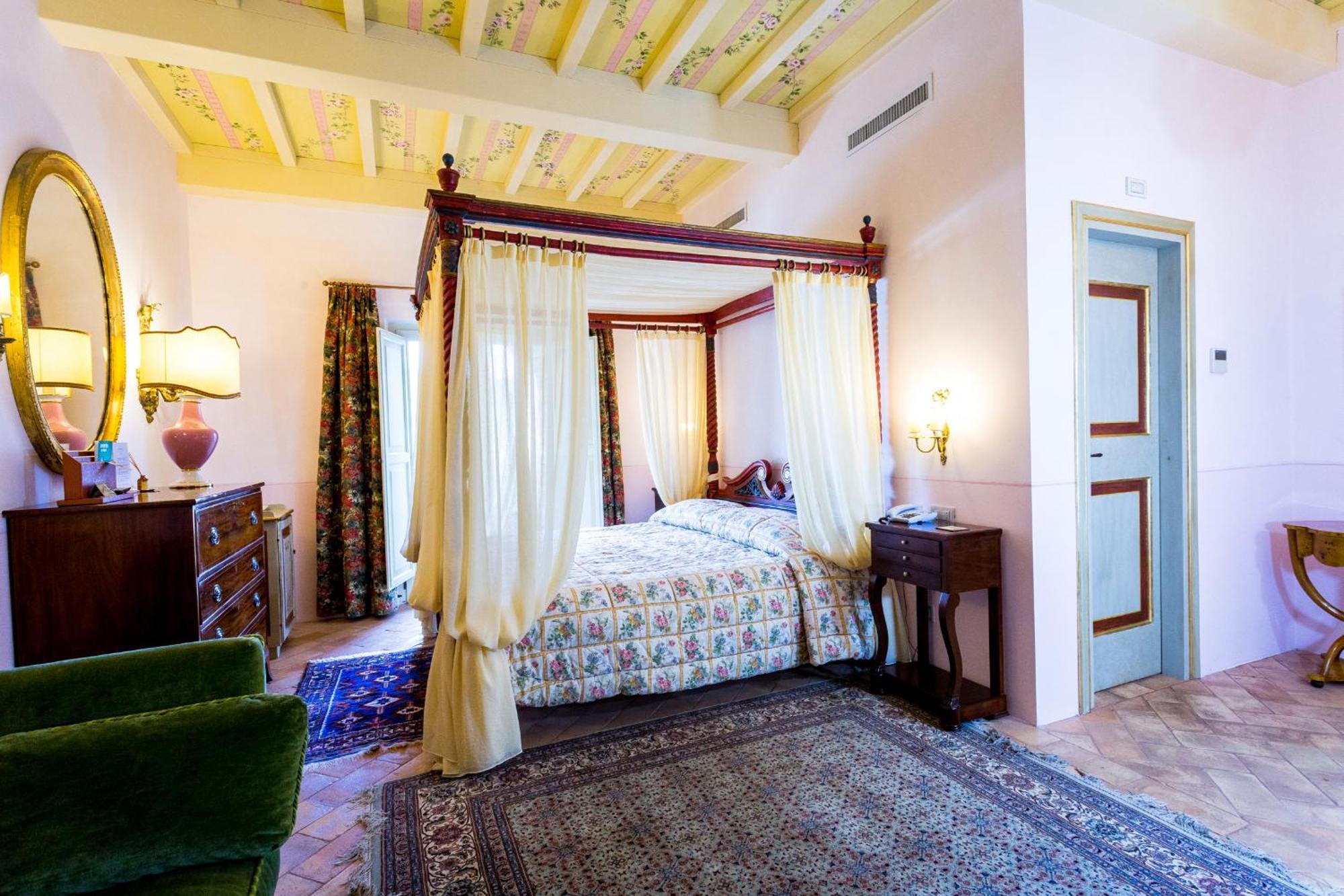 Tenuta Del Gallo Agroturismo *